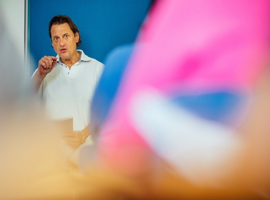 Finding a Wallpaper That Speaks to You